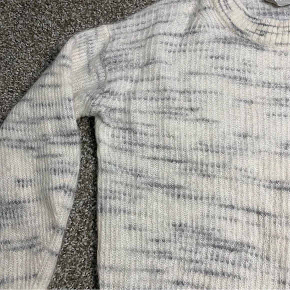 Everlane The Oversized Alpaca Crew - Picture 8 of 13